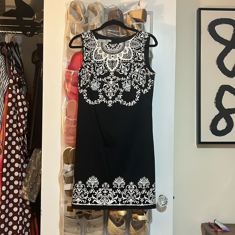Maggy London Black & White Mini Dress Sz 8